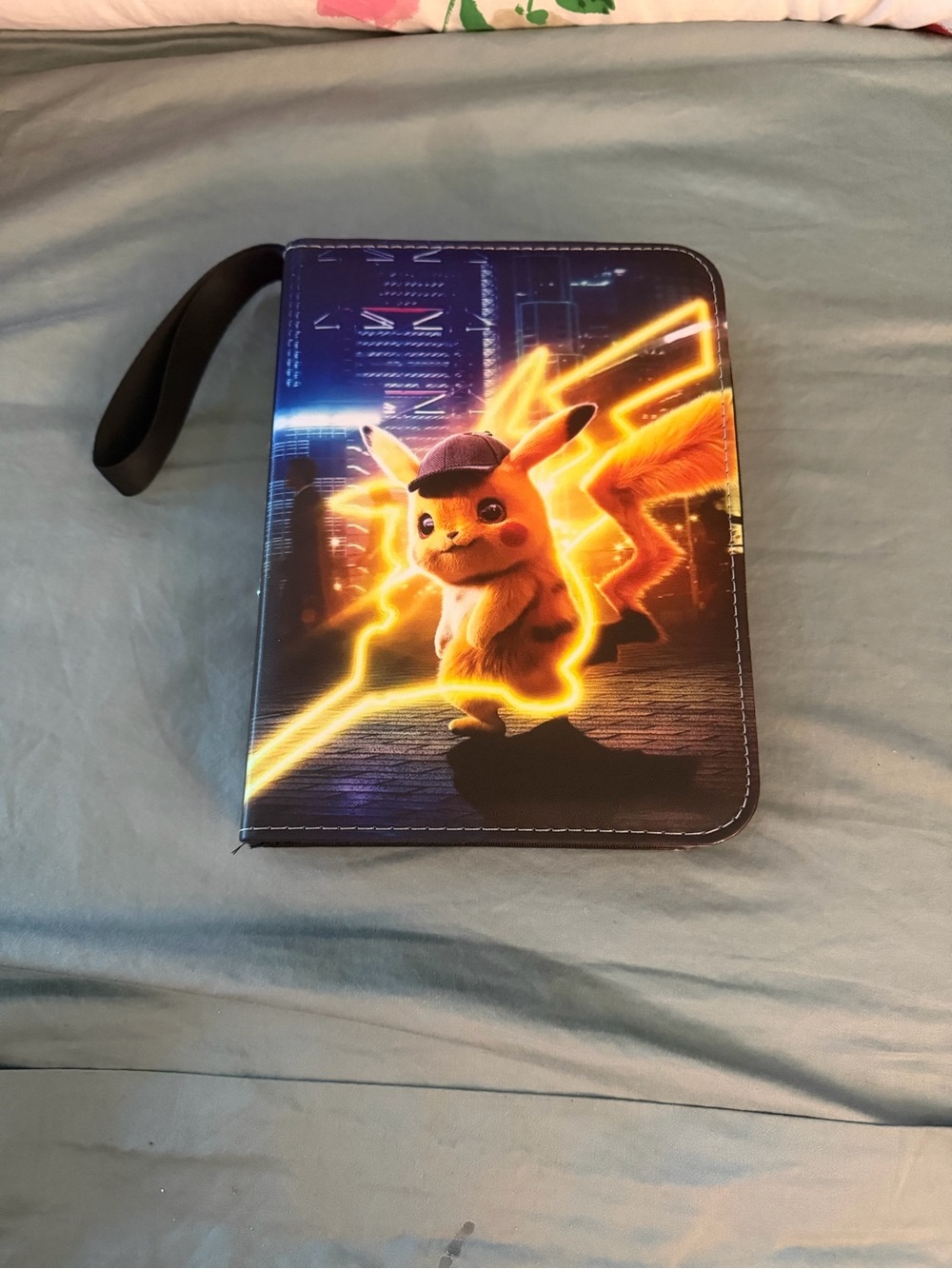 Pokemon Detective Pikachu Zip Up Binder 4 Pocket